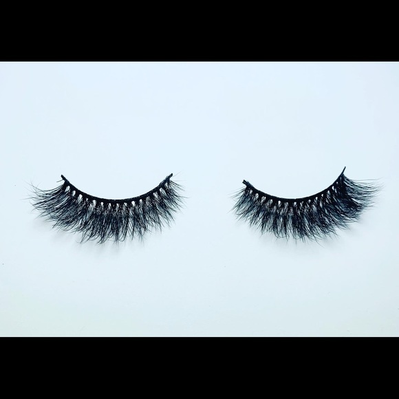 VIBES - Picture 2 of 3